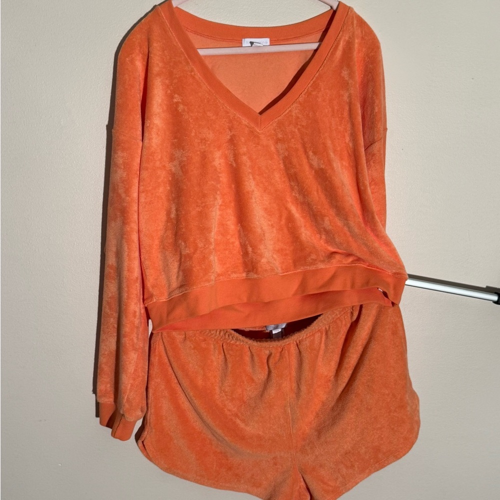 Beyond Yoga Orange Ribbed Waistband Lounge Top and Shorts Set